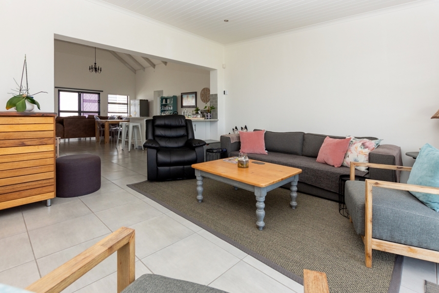 3 Bedroom Property for Sale in Britannia Bay Western Cape